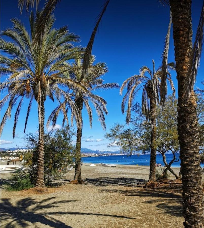 Stylish 3 Bed House 2 Bathrooms, With Patio, Roof Terrace And Communal Pool 5 Minutes Away From The Beautiful Spanish White Village Of Casares Pueblo And Only 20 Mins From The Sea Extérieur photo