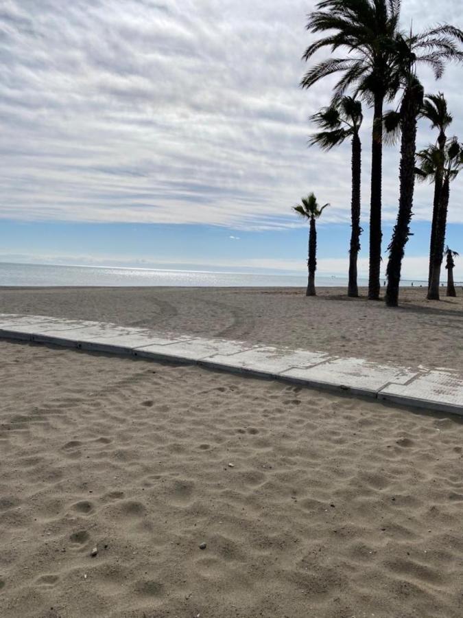 Stylish 3 Bed House 2 Bathrooms, With Patio, Roof Terrace And Communal Pool 5 Minutes Away From The Beautiful Spanish White Village Of Casares Pueblo And Only 20 Mins From The Sea Extérieur photo